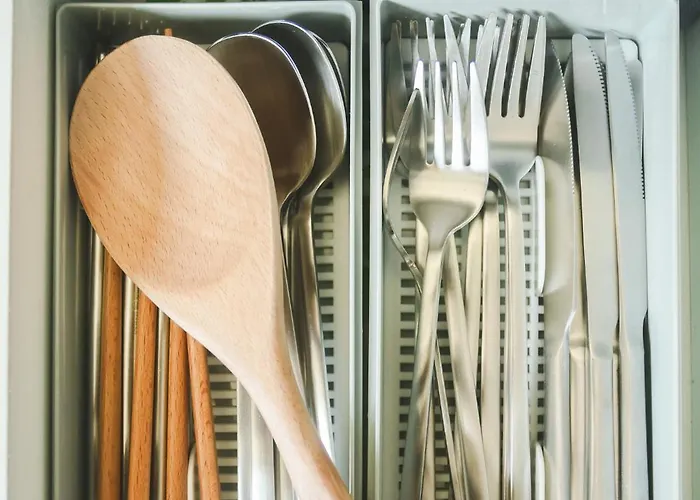 Apartamento 등촌역30초,방3,퀸침대5,욕실2,10인,에어컨,주차,짐보관무료,호텔침구,엘리베이터,세탁기,건조기 Seúl