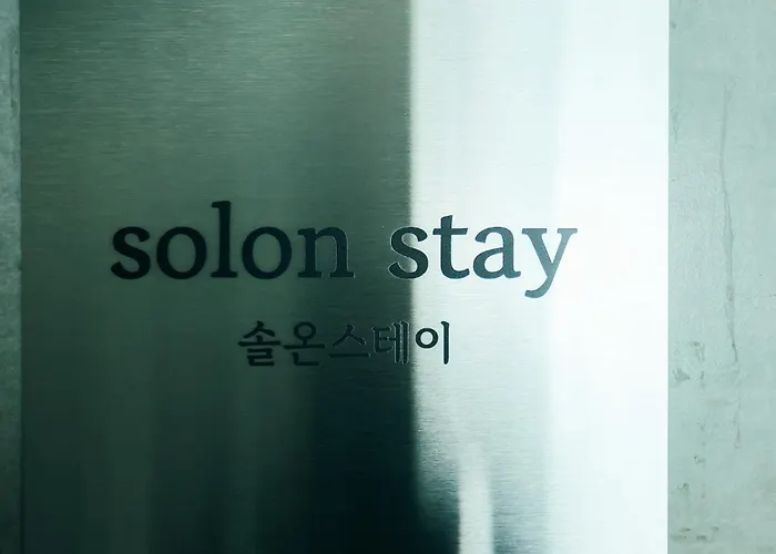 등촌역30초,방3,퀸침대5,욕실2,10인,에어컨,주차,짐보관무료,호텔침구,엘리베이터,세탁기,건조기 Seúl